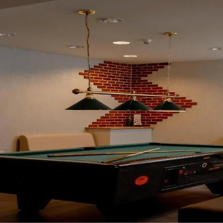 Hotel Alpenhotel Edelweiss 3*