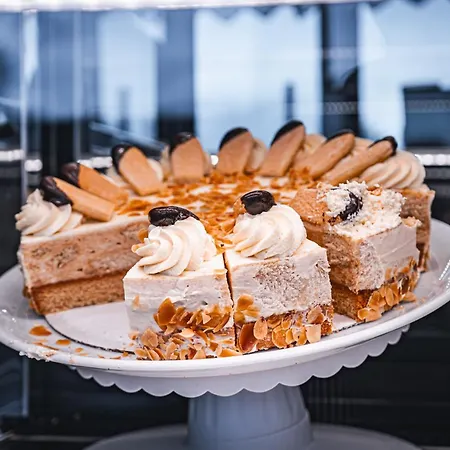 Alpenhotel Edelweiss Hotel