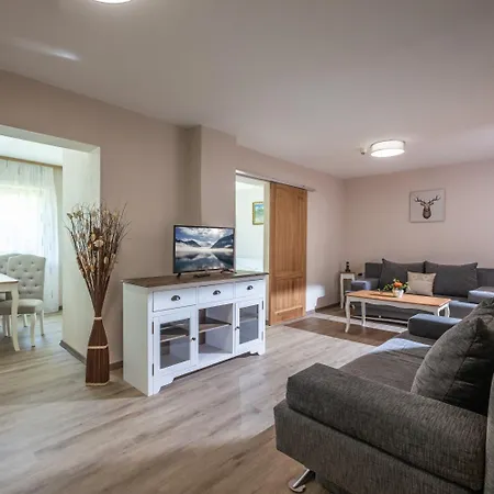 Hotel Alpenhotel Edelweiss 3*