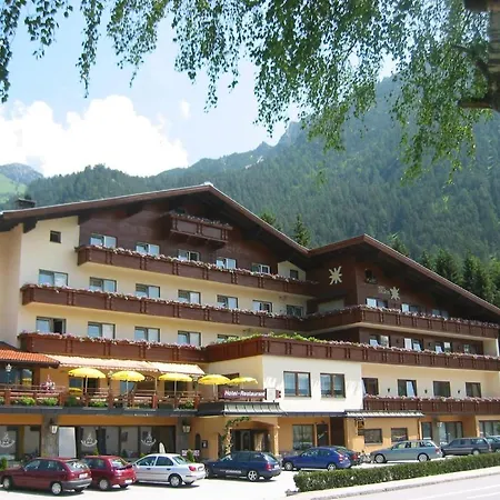 Alpenhotel Edelweiss 3* マウラッハ