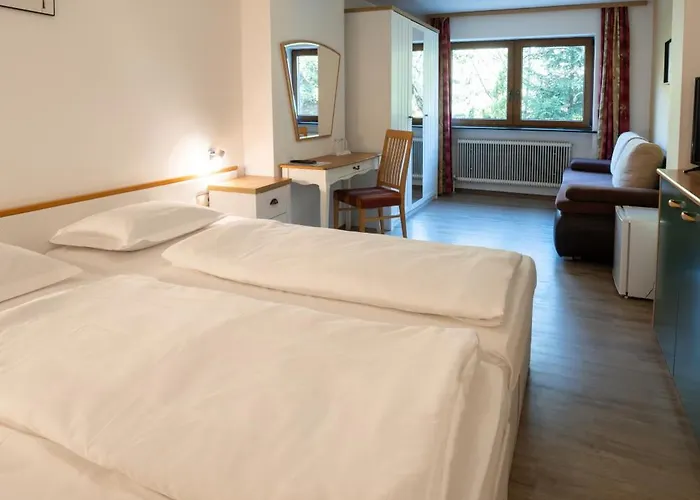 Alpenhotel Edelweiss Hotel 3*