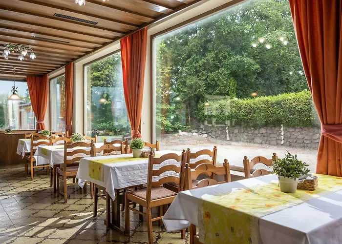 Alpenhotel Edelweiss Hotel