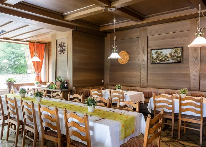 Hotel Alpenhotel Edelweiss 3*