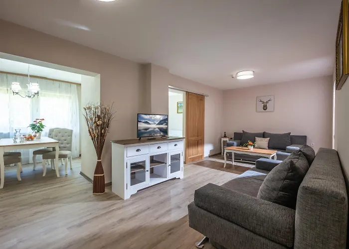 Hotel Alpenhotel Edelweiss 3*