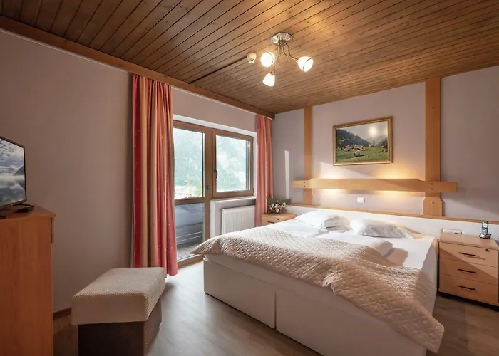 Alpenhotel Edelweiss 3*