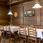 Alpenhotel Edelweiss Hotel