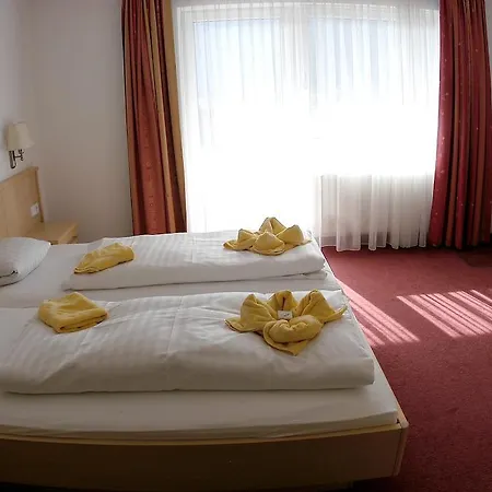 Alpenhotel Edelweiss Hotel