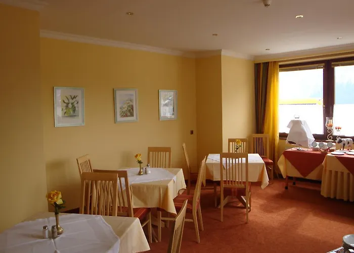 ألبن إديلويس 3* موراخ